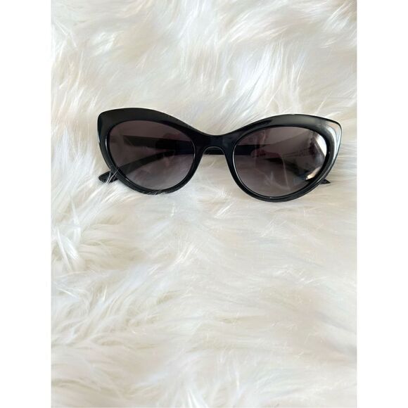 Dolce and Gabbana sunglasses DG624 53–21 black main image 4